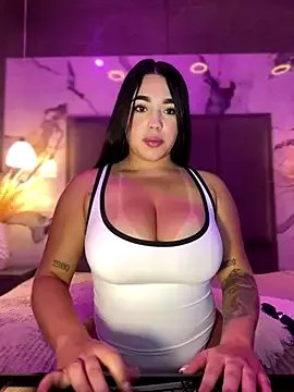 SofiaWildee on StripChat