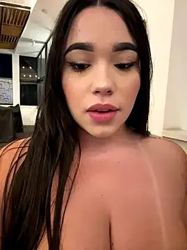 SofiaWildee on StripChat