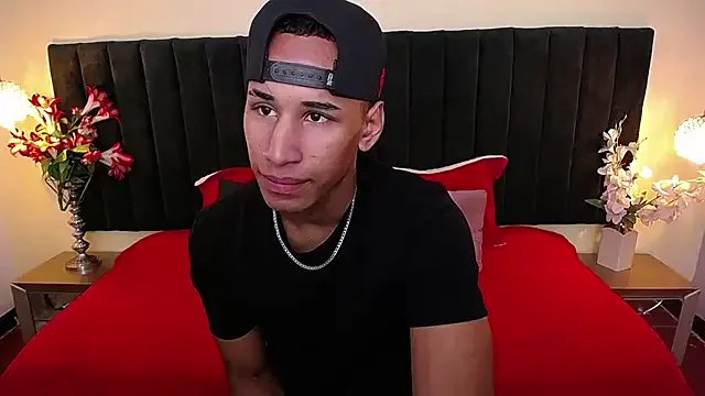 soft_attraction — suck cock 