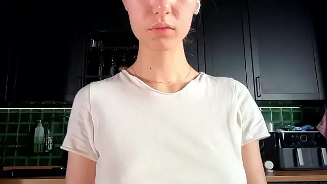 solar_bella's avatar