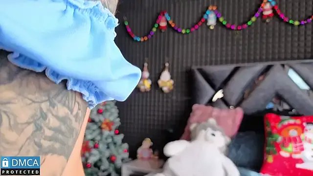 SolBeaumont1 on StripChat