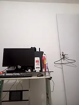 SOLTEIRASIGILO on StripChat