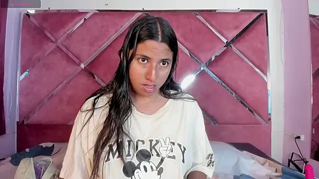 SolTully — Twerking naked and spanks