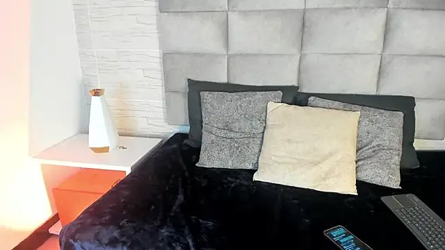 Sophi_Lewis's avatar