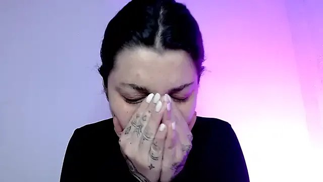 sophy_rock on StripChat