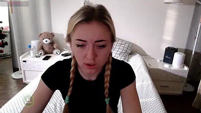 space_danger on StripChat