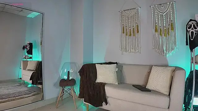 Srtalewis on StripChat