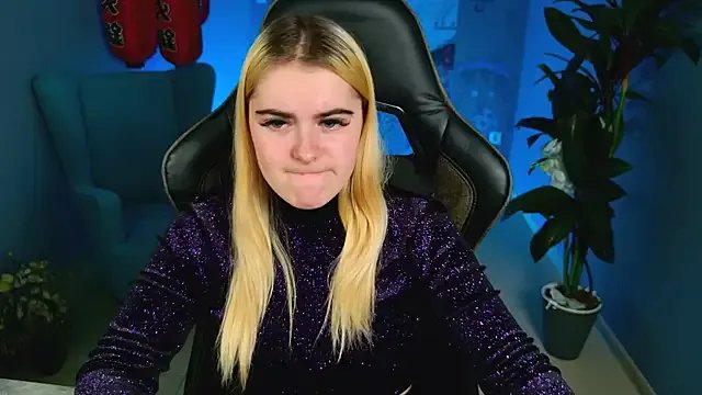 Stef_Nicks on StripChat