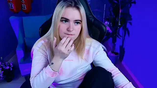 Stef_Nicks on StripChat