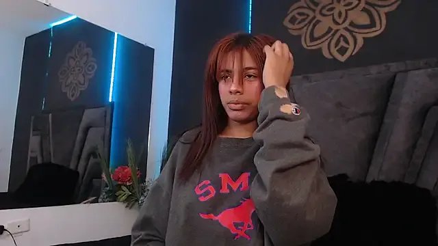 stefany_bro on StripChat