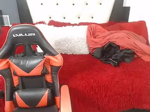 stephanieparadis25's avatar