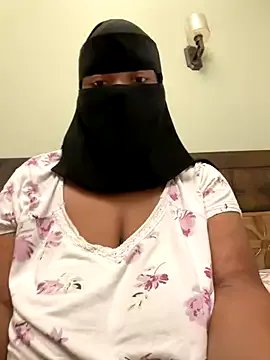 Submissive_Arab on StripChat