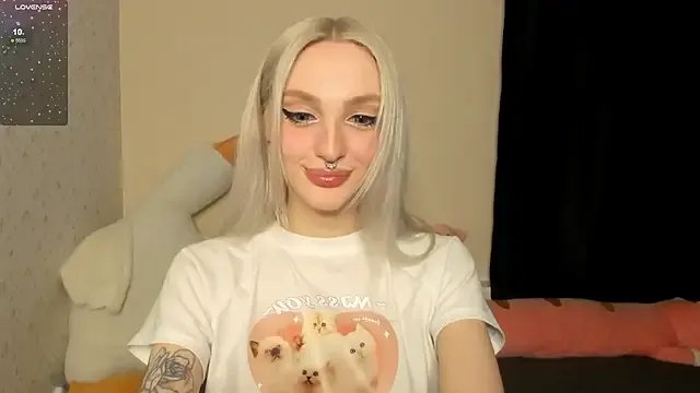 succubantra — 5 min doggy naked