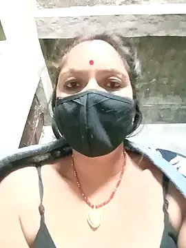 suhani_sharmj on StripChat