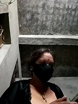 suhani_sharmj on StripChat