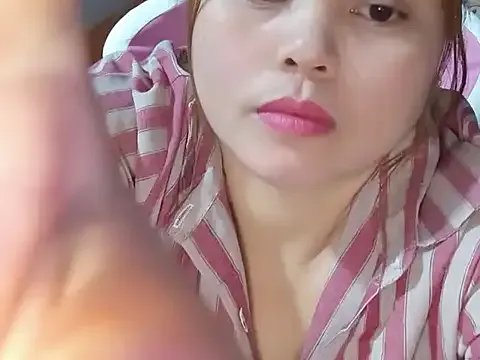 Sunna104 on StripChat