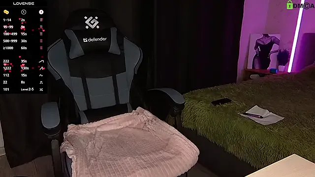 supa_dupa_fly on StripChat