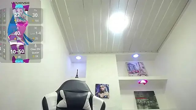 susan_mooree on StripChat