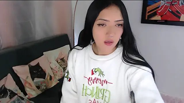 Suzanne_abbey on StripChat