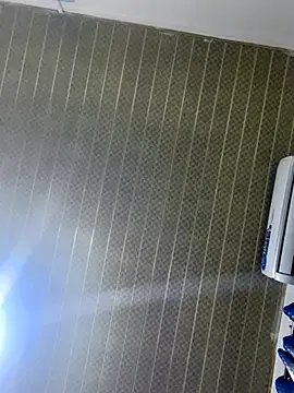 sweet1111 on StripChat