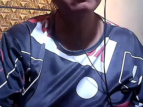 sweetsosie18 on StripChat