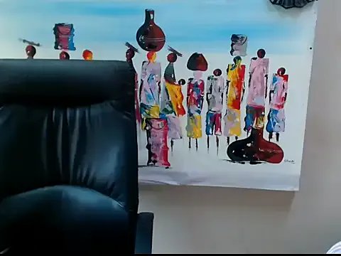 TallDivaNoir on StripChat