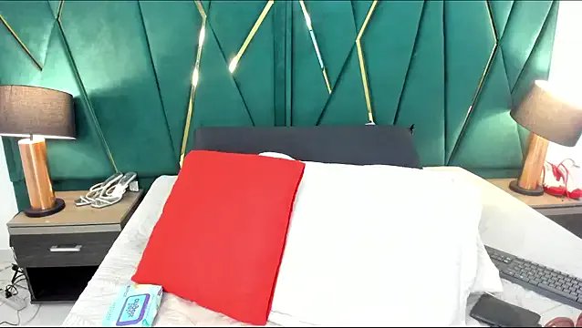 Tamara_Myller on StripChat