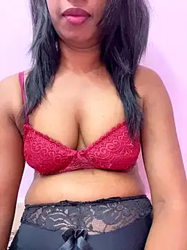tamil_Aarathi on StripChat