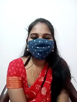 Tamil_roja17 on StripChat