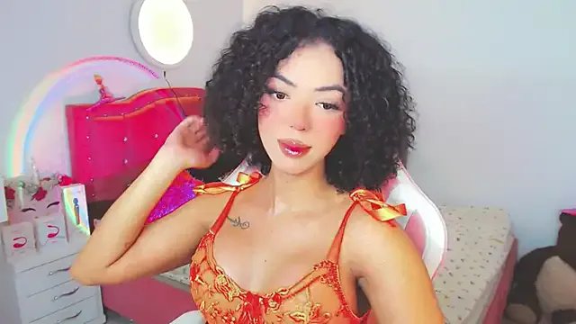 Tanedra_collings on StripChat