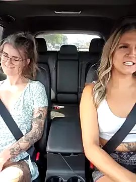 Taneil2pt0 on StripChat