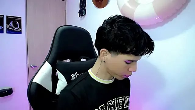 Tayson_Rivers on StripChat