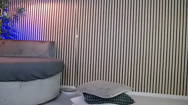 TheaBrown on StripChat