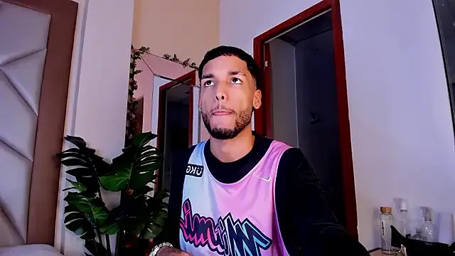 Thiagoferreti — show dance erotic