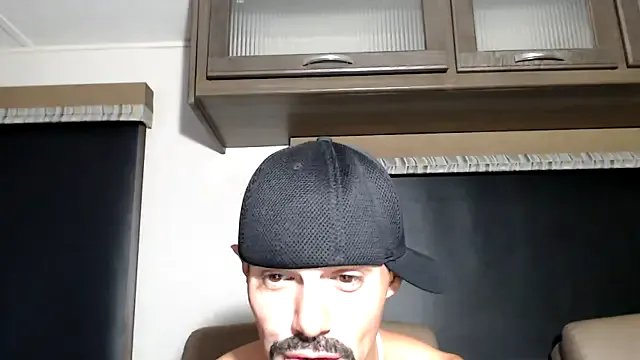 ThickD2C on StripChat