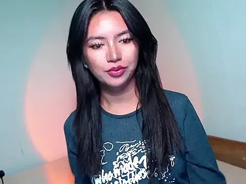 thinker_belle on StripChat