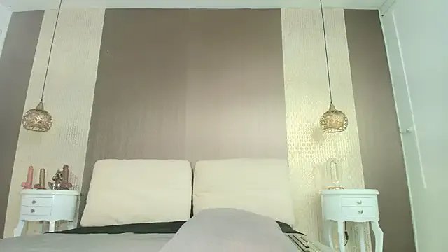 Tiifany_Baker — tip domi inside 