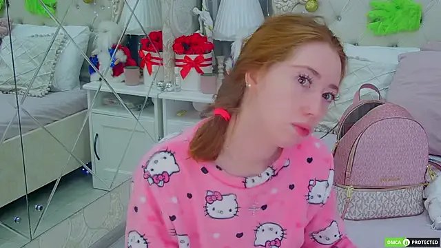 TinaBrook on StripChat