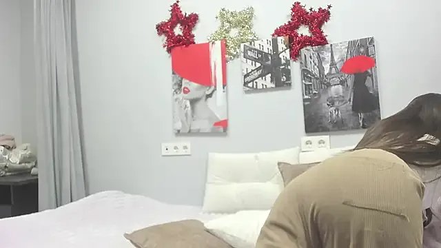 Tiny_JuJu on StripChat