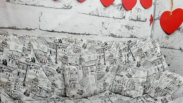 Tiny_JuJu on StripChat