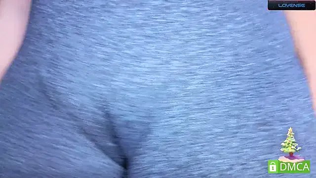 touch_me_bb on StripChat