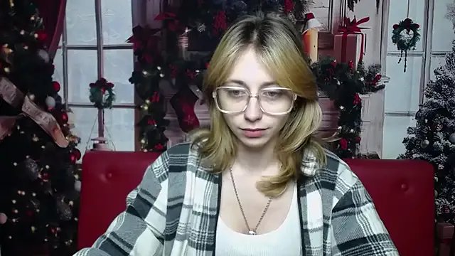 TracyLll on StripChat