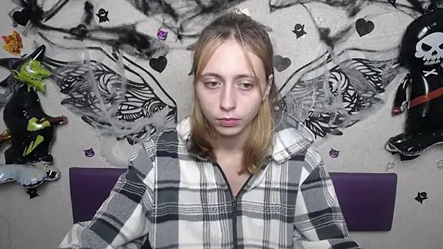 TracyLll on StripChat