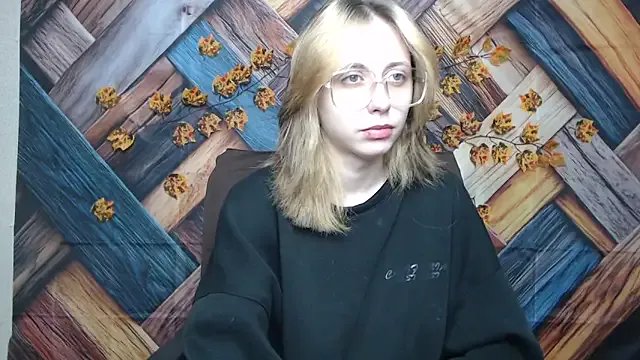 TracyLll on StripChat