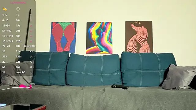 TrixiBell on StripChat