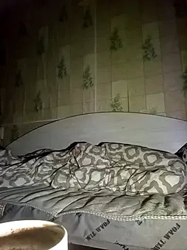 Tupo070481 on StripChat