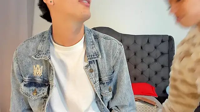 two_milkyway on StripChat