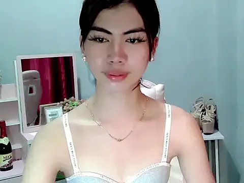Ur_hottestdella on StripChat