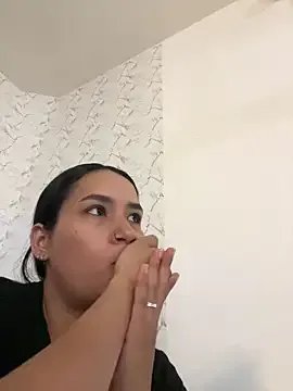 Val12777 on StripChat