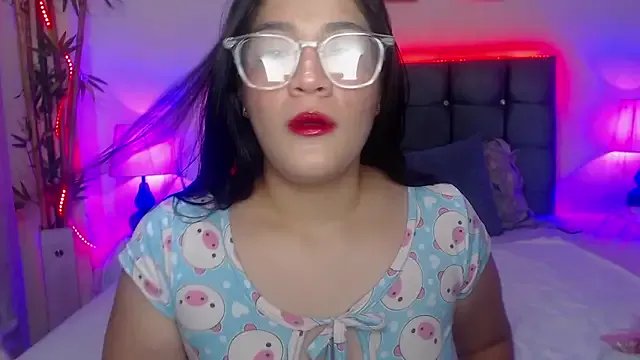 Valeri_hot22 on StripChat